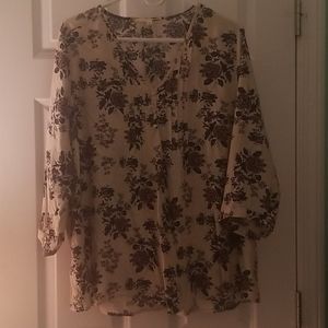 3/4 Length Cream Blouse with Flowers